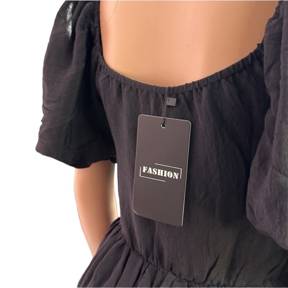 KOJOOIN - NWT - Puff Sleeve Smocked Dress. - Picture 3 of 5